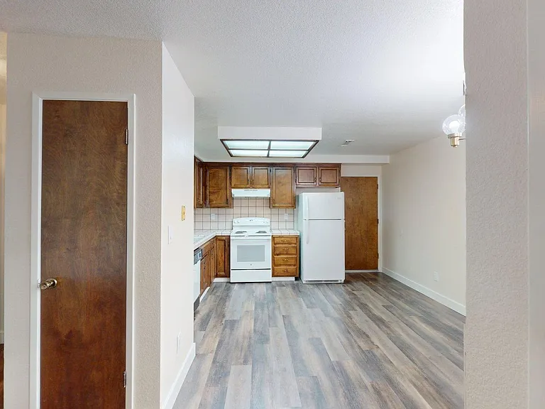 173 Wayside Dr — Photo 6