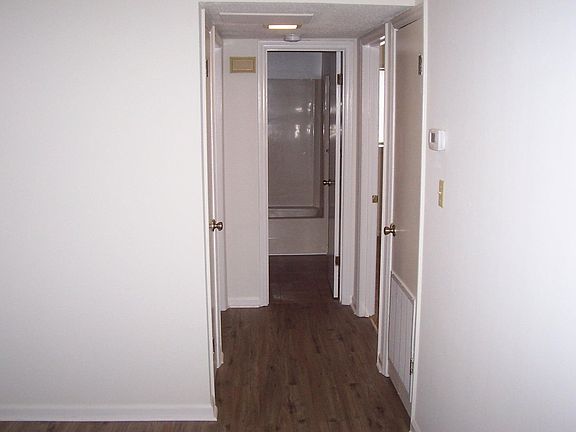 4th image of 427 N Center St #A