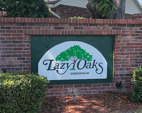 2nd image of 5171 Lazy Oaks Dr #5171