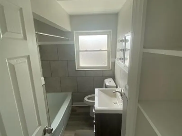 2331 Rugby Rd — Photo 12