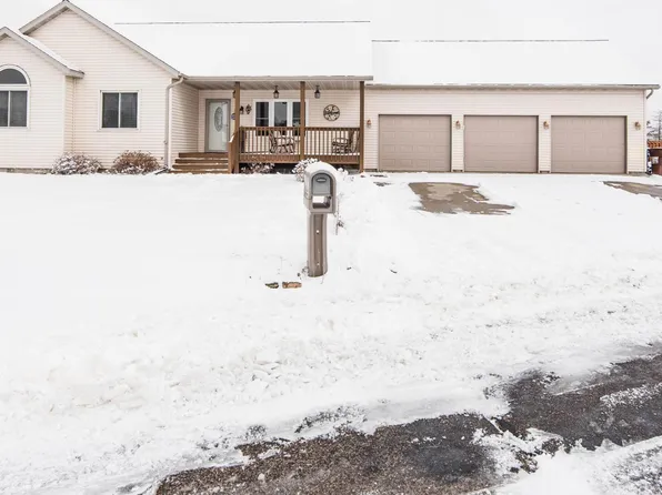 1004 Tamarac Ave, Frazee, MN 56544