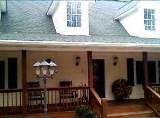 166 Turkey Trl, Warne, NC 28909