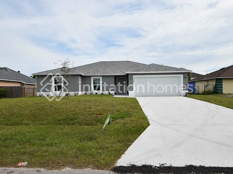 1725 SW Monterrey Ln — Photo 1