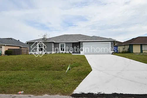 1725 SW Monterrey Ln Photo 1