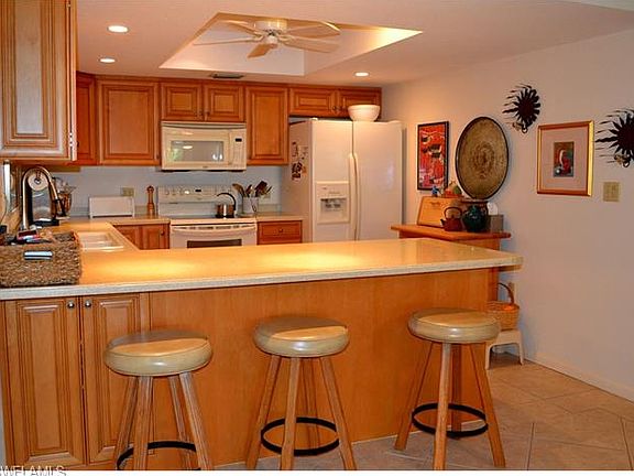 4th image of 3220 S Shore Dr #23-B