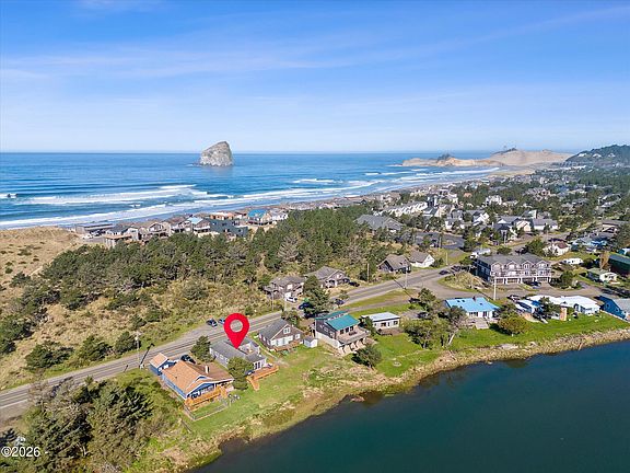 3rd image of 34885 Cape Kiwanda Dr