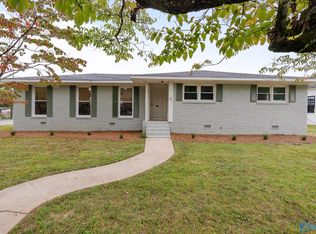 1401 Woodmont Ave SE, Huntsville, AL 35801