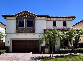 8895 NW 99th Ct, Doral, FL 33178