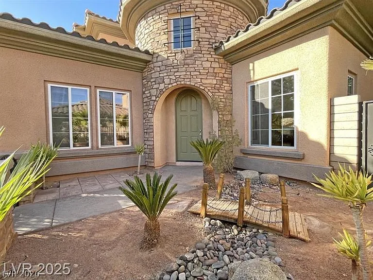 12048 La Palmera Ave — Photo 3