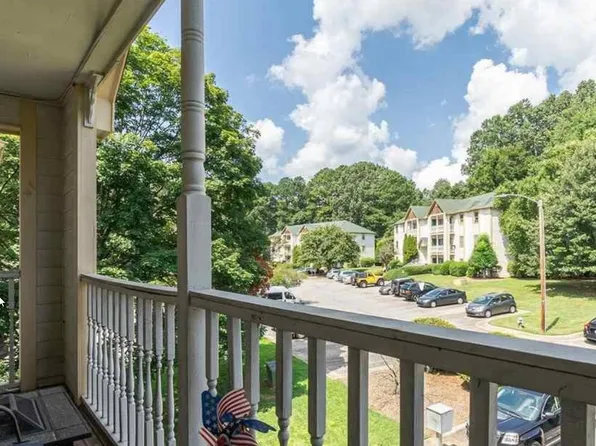 2011 Quaker Lndg APT 301, Raleigh, NC 27603