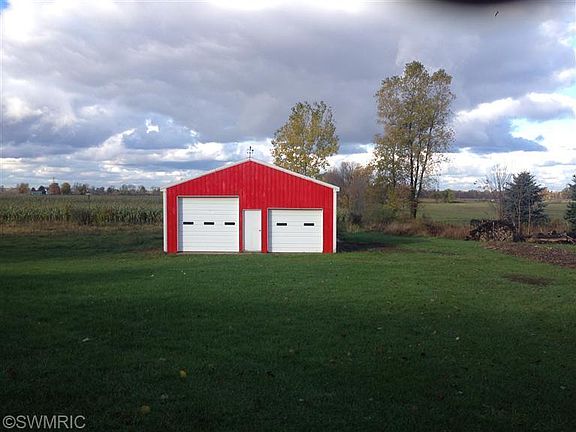 2nd image of 5373 72nd Ave