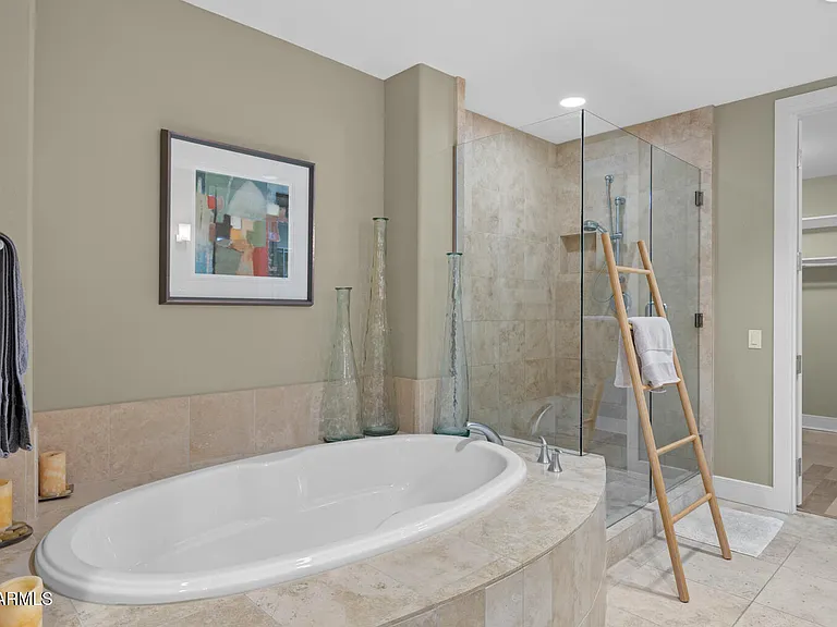 2211 E Camelback Rd #207 — Photo 21