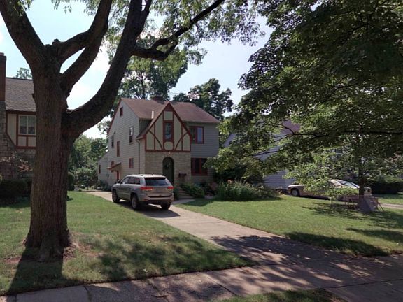 2nd image of 1002 S Cassingham Rd