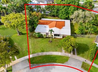 10950 SW 53rd Dr, Miami, FL 33165