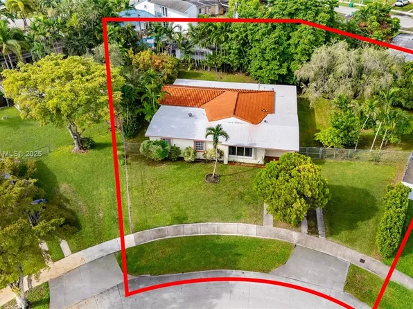 10950 SW 53rd Dr, Miami, FL 33165