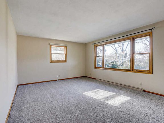 5th image of 2016 N Lexington Dr