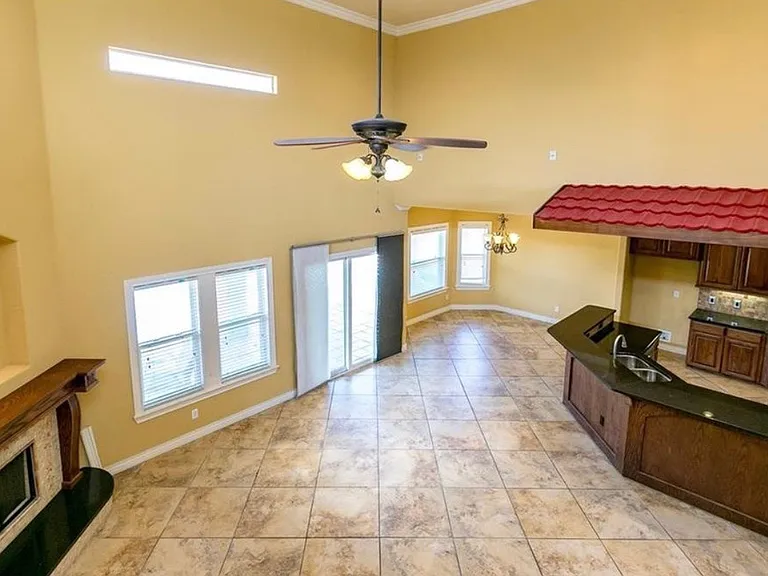 14221 Punta Bonaire Dr — Photo 6