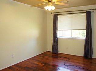 4022 Almond Lake Dr, Houston, TX 77047