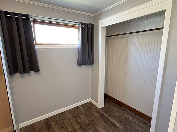 3rd image of 41 Pulaski St #1