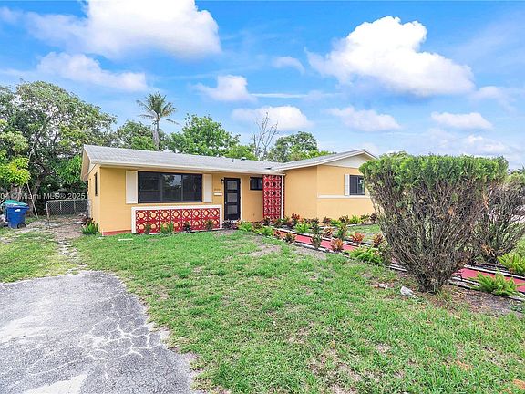 4th image of 20845 NW 1st Ave