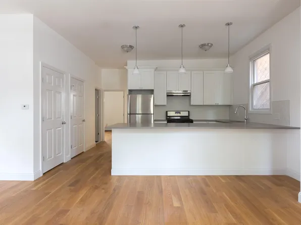 40 Manhattan Ave, Jersey City, NJ 07307