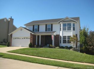832 Glencorse Dr, Saint Peters, MO 63304