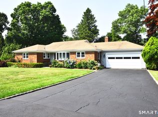 1 Romindon Ct, Norwalk, CT 06851