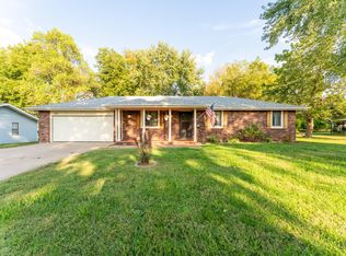 520 N College Ave, Republic, MO 65738