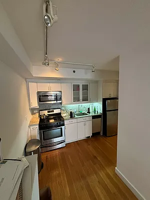 Rented by YASCO MANAGEMENT LLC | media 6