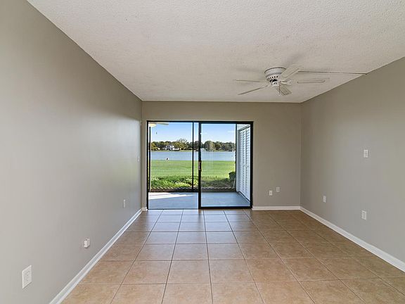 2nd image of 4117 Fairview Vista Pt APT 103