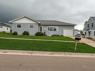 412 9th Ave, New Glarus, WI 53574