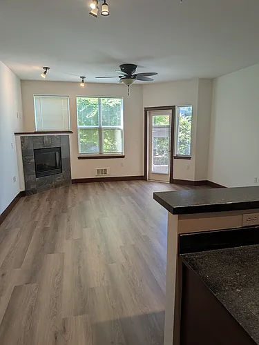 259 W Bakerview Rd #108 Photo 1