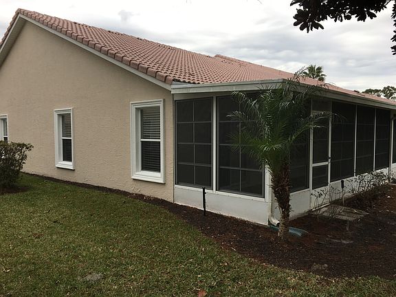 Rear lanai