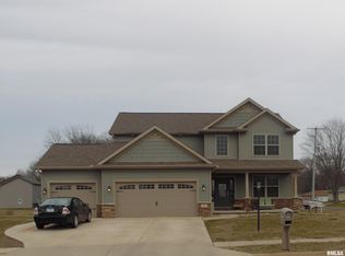 100 Amelia Dr, East Peoria, IL