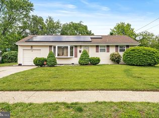 11 Langdon Rd, Burlington, NJ 08016