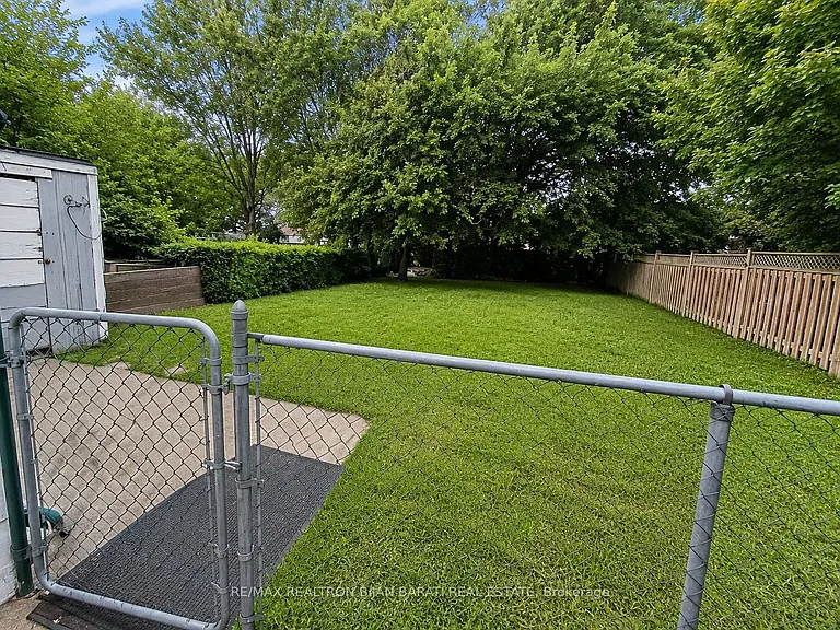 167 Ruggles Ave — Photo 18