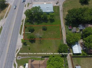 1010 W 2nd St, Taylor, TX 76574