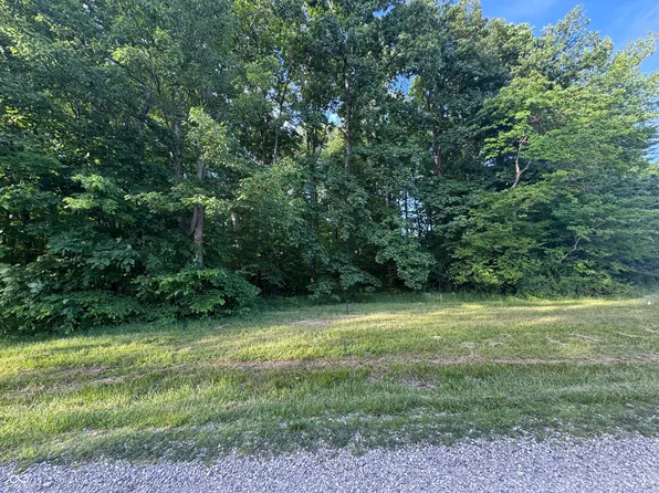 1014 E Allegheny Trl, Greensburg, IN 47240