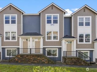 12012 NE 193rd Ln #C, Bothell, WA 98011