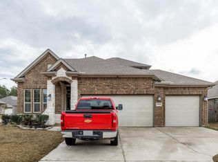 8434 Hunters Cliff Dr, Baytown, TX 77521