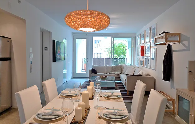 Sold by Hello Living LLC | media 16