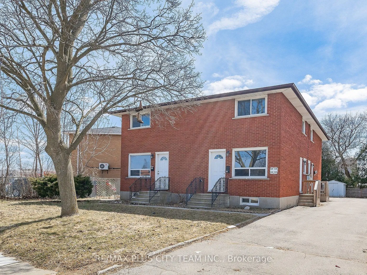 4 bed, $2,450 — Photo 3