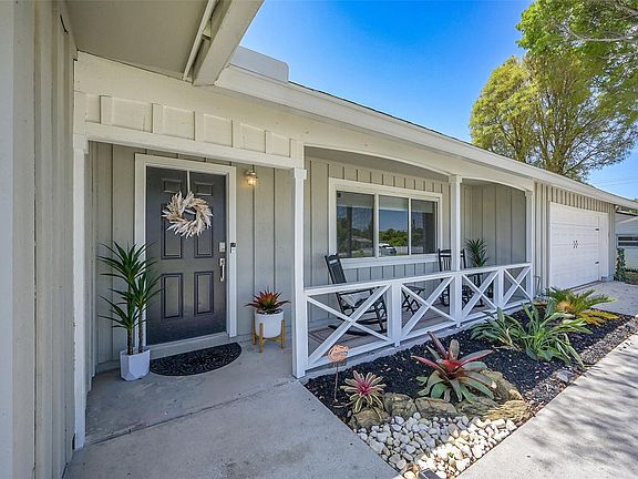 2nd image of 340 SW 10th Avenue