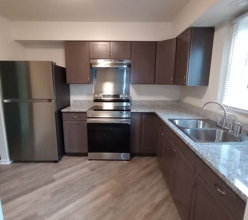 1st image of 6012 Boxwood Dr #1