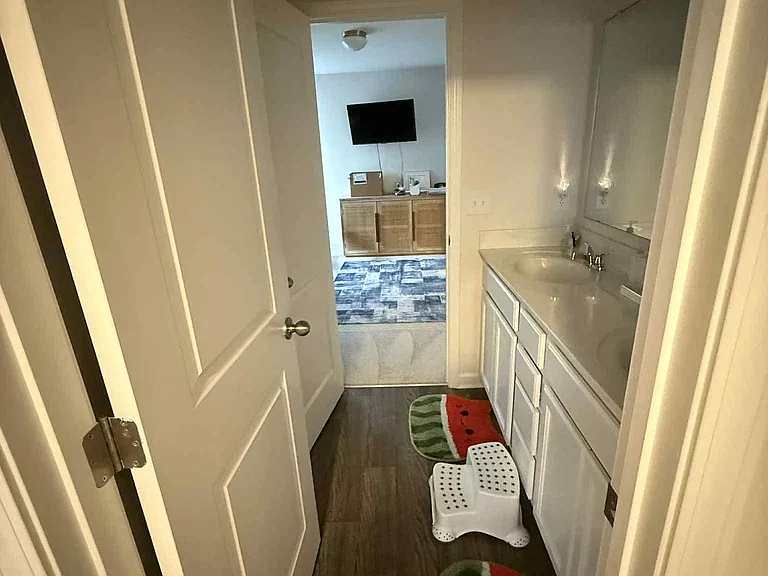 35 Russet Way — Photo 10