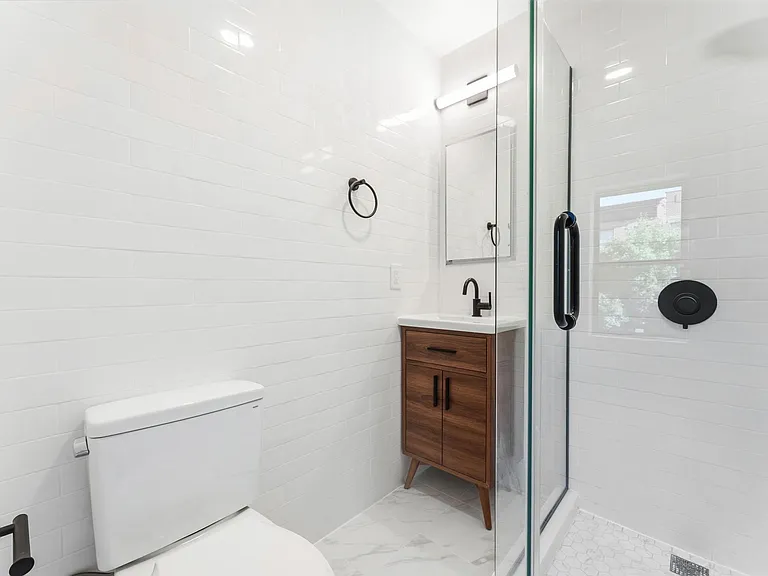 76 Carroll St #3 — Photo 6