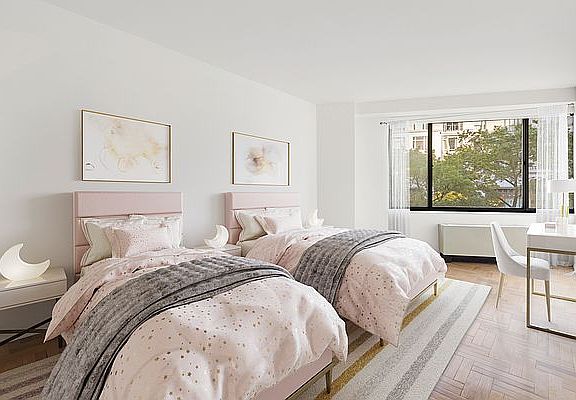 3rd image of 62 W 62nd St APT 4F