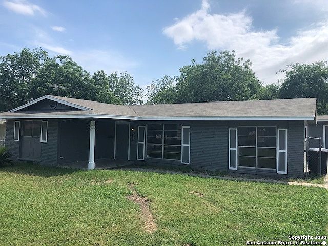1st image of 411 Laddie Pl