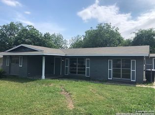 411 Laddie Pl, San Antonio, TX 78201