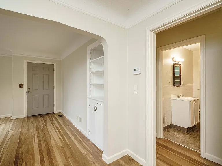507 Beech St — Photo 10